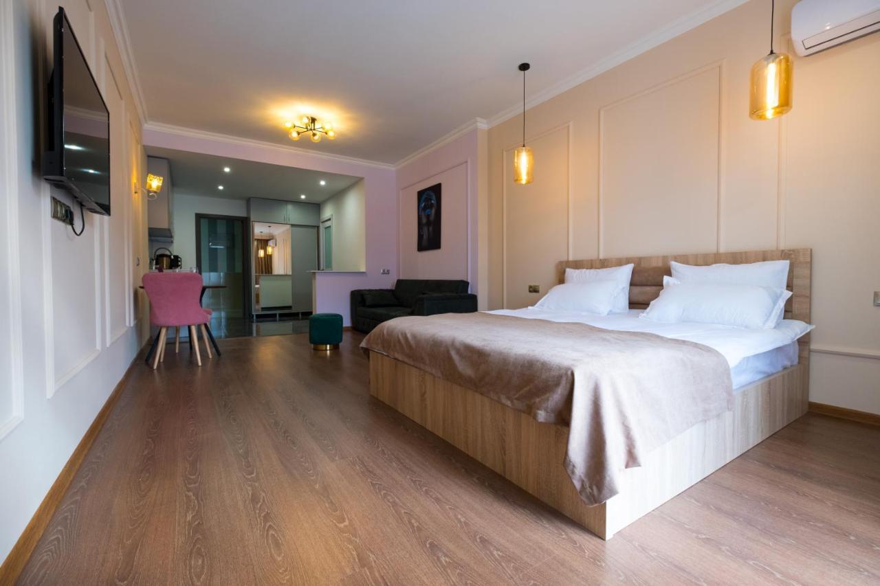 Iren River Side Apartments Tiflis Exterior foto